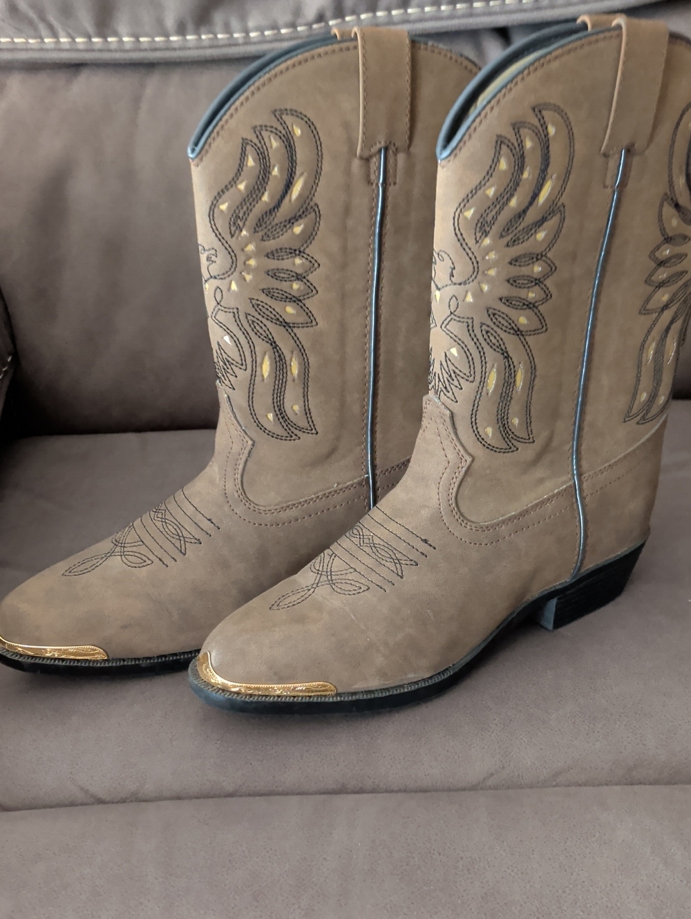 Unisex Taupe Western Cowboy Boots with Gold Toe Accent